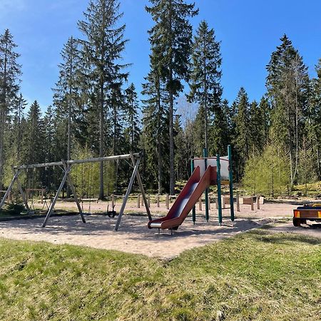 Ferienhaus Smultronsstaelle Hjo, Vaettern Kültér fotó