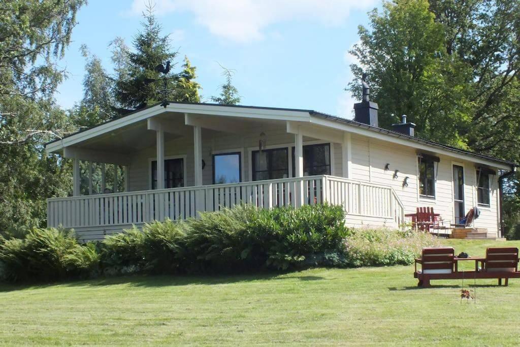 Ferienhaus Smultronsstaelle Hjo, Vaettern Kültér fotó