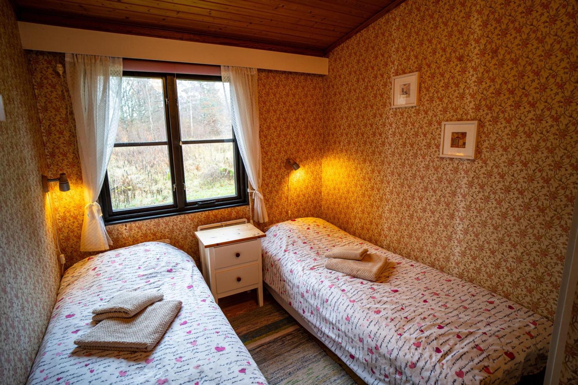 Ferienhaus Smultronsstaelle Hjo, Vaettern Kültér fotó